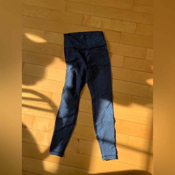 Lululemon Blue Pattern Leggings - Picture 3 of 3